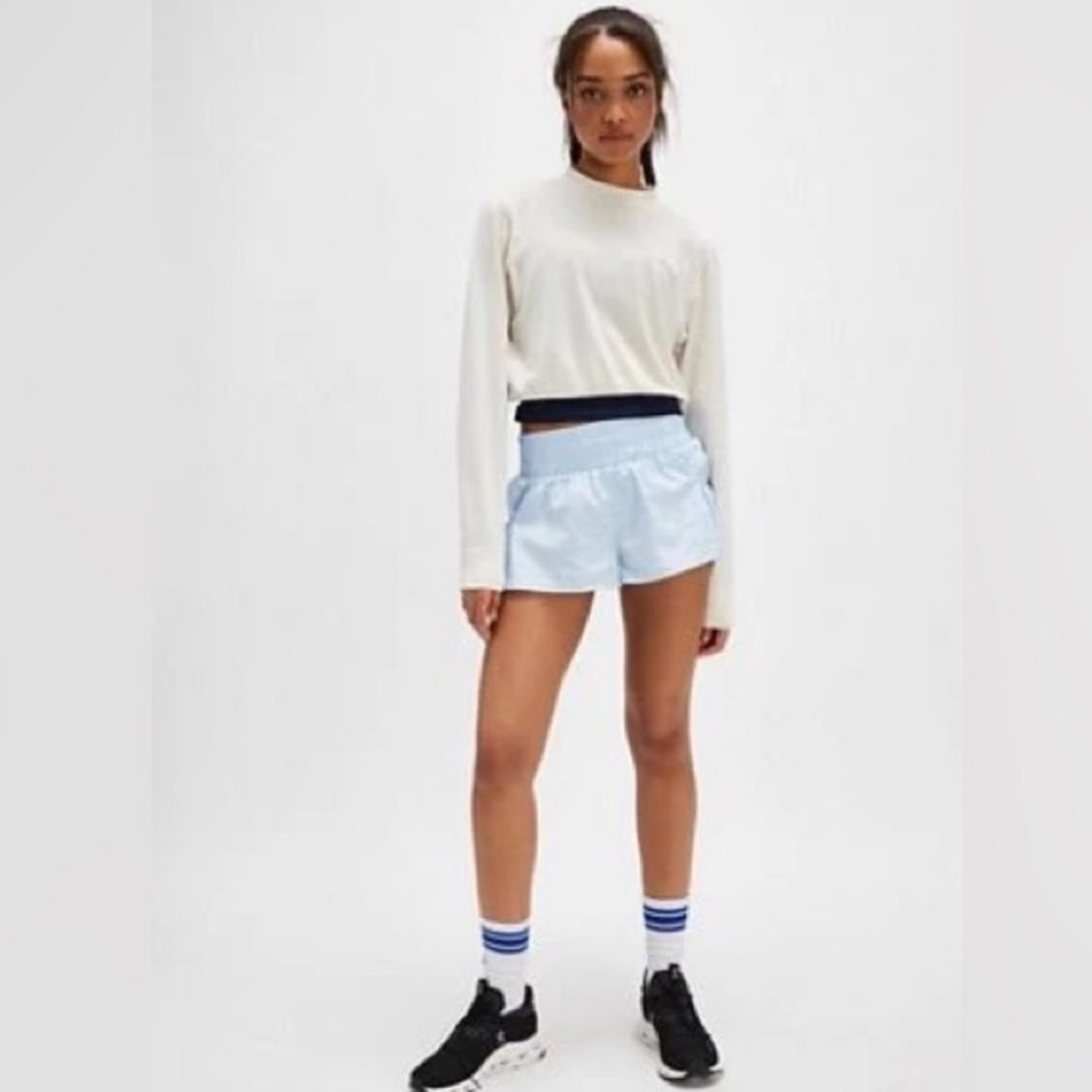 FREE PEOPLE MOVEMENT Get Your Flirt On Short baseline blue - Picture 4 of 8